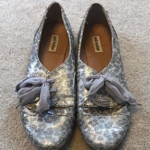 Not Rated Metallic Flats Size 9